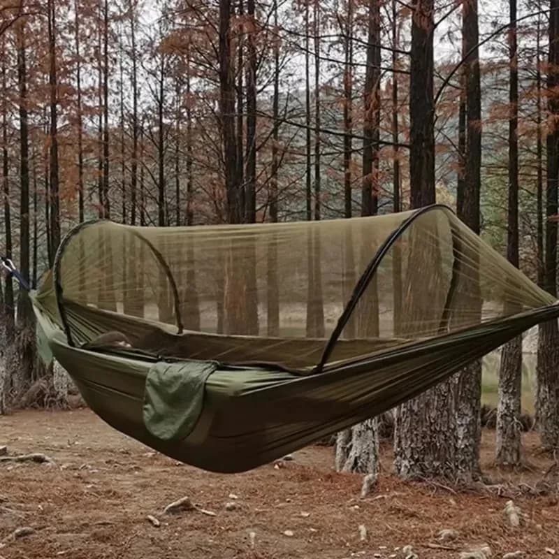 Hojdacia sieť s moskytiérou na kempovanie